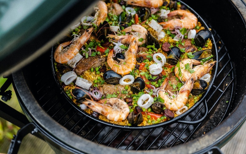 paella on the grill