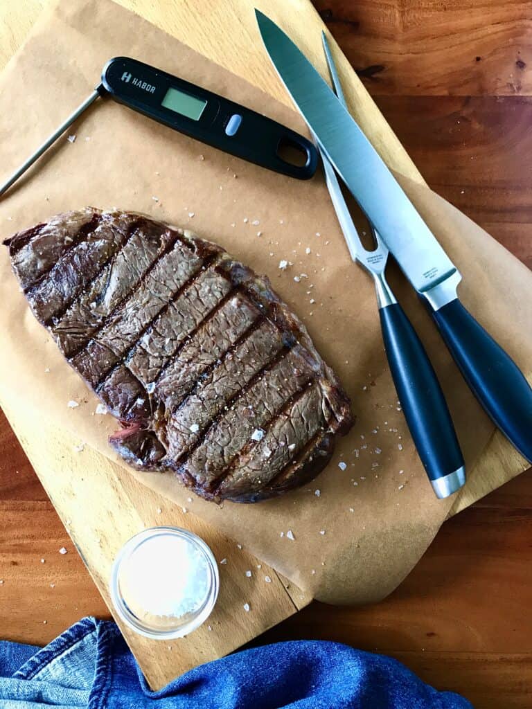 How to season a new BBQ grill for steak