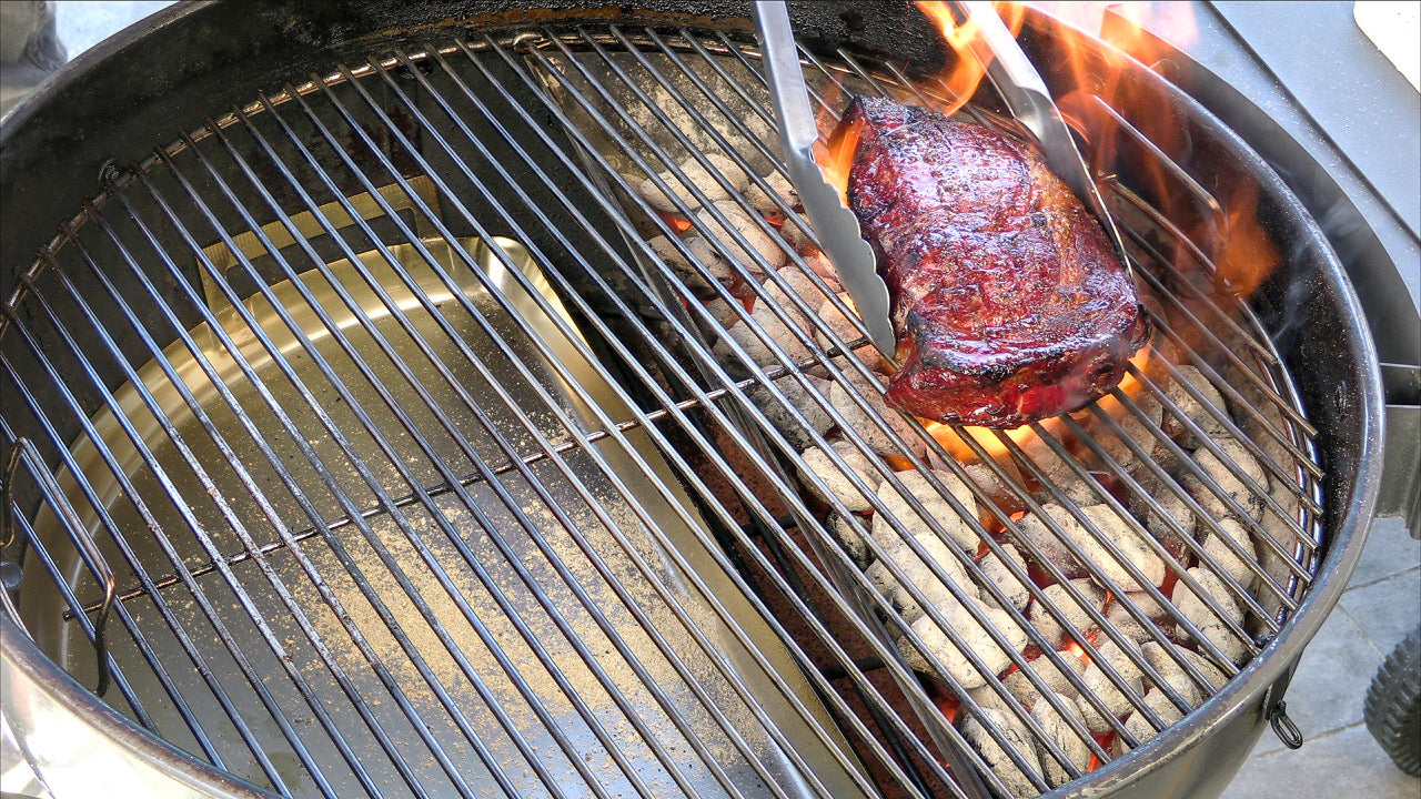 Reverse searing steak on a BBQ grill